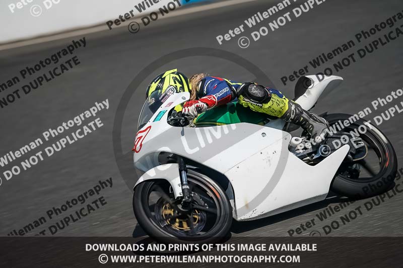 enduro digital images;event digital images;eventdigitalimages;mallory park;mallory park photographs;mallory park trackday;mallory park trackday photographs;no limits trackdays;peter wileman photography;racing digital images;trackday digital images;trackday photos